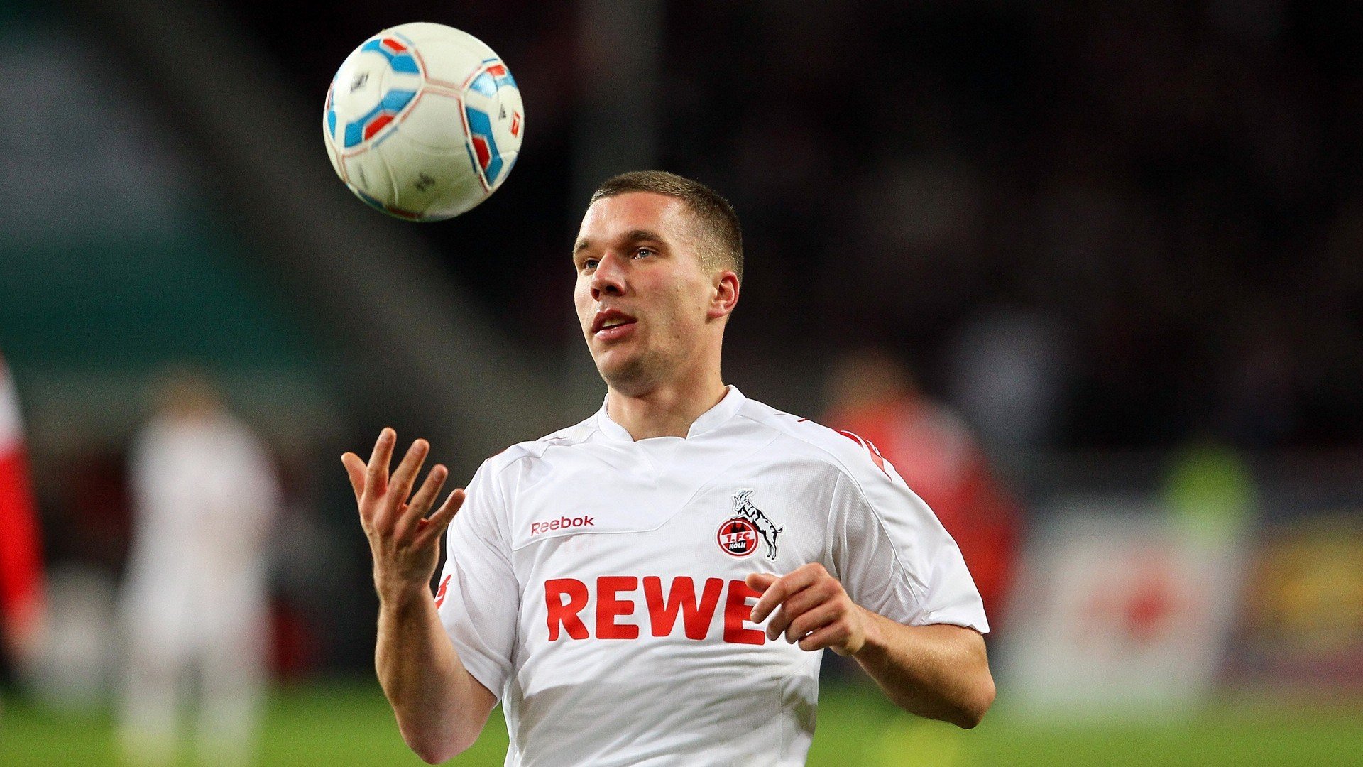 球迷“口号”与“呐喊”交织的欧洲足球夜晚，欧洲足球队的绰号